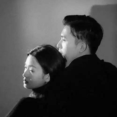 头像薄情的人风生水起深情的人挫骨扬灰