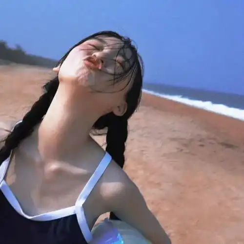 冬日阳光女生头像