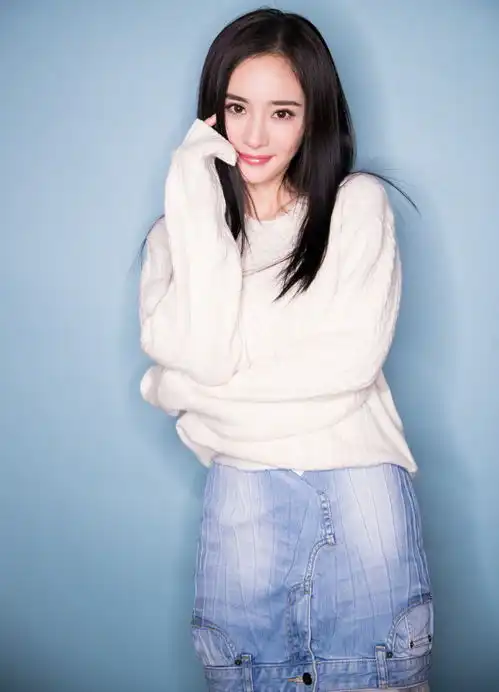 杨幂牛仔裙搭纱裙仙气十足现场传授撩妹大法