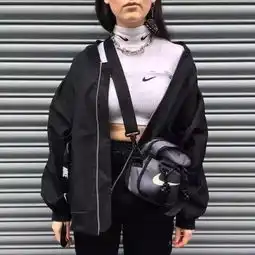 unicool全民撞衫的年代,假冒设计盛行时