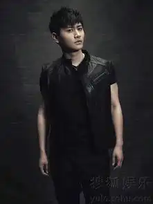 李雨轩入秋新写真黑色系演绎高冷霸气