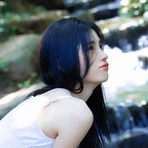 温柔系头像之鞠婧祎已屏蔽凡人