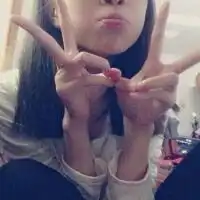 闭着眼蒙着耳含着眼泪欢呼雀跃