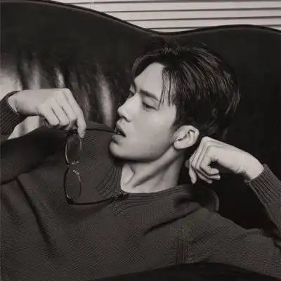 单人高冷头像男系列伤感