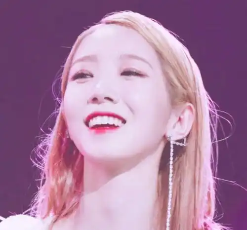 101系r1se火箭少女c位对比,孟美岐无c位周震南如今的c位也好悬