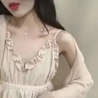 锁骨女头像不露脸可爱露锁骨的女生头像不露脸
