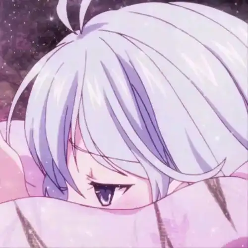 头像女生动漫干净白色系