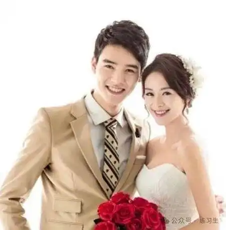 有种整容叫公司包装,9位男星出道对比,蔡徐坤这是换头了吗