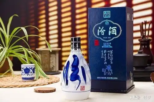 爱喝茅台遭嘲笑广州50岁富豪晒酒柜,没想到全是廉价酒