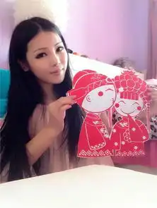 剪纸西施图片爆红网络围观剪纸西施生活照