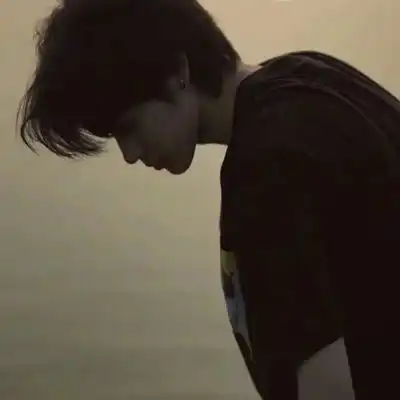 2023最新氛围感侧颜男生头像