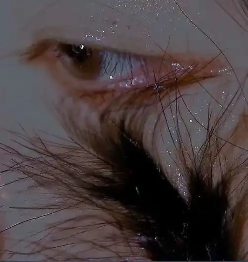 高冷霸气女生头像黑色系