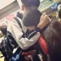 动漫男生失落头像