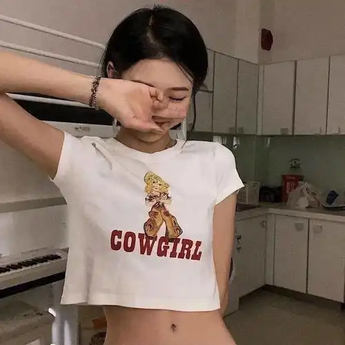 女生头像白色系简约干净落叶之秋
