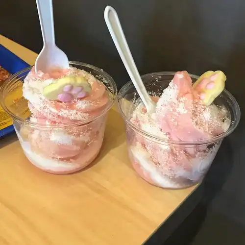 女生蜜桃雪泥头像图片