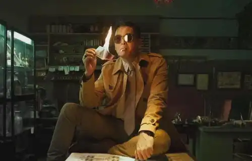 在荧幕上,他是一代赌神,在生活中淡泊名利彰显修养