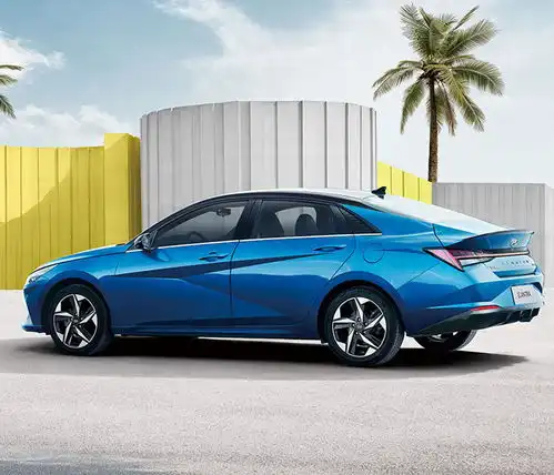 15万元以下高颜值轿车是选自主品牌的星瑞还是韩系伊兰特