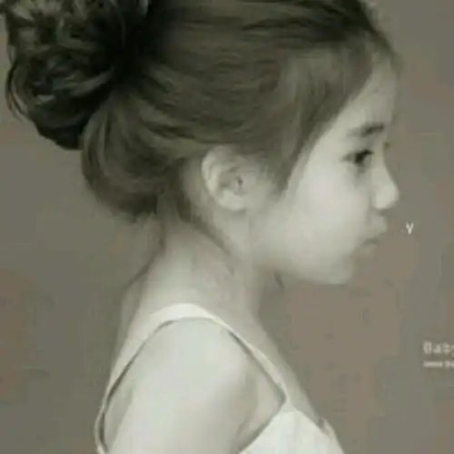 这女孩叫什么名字