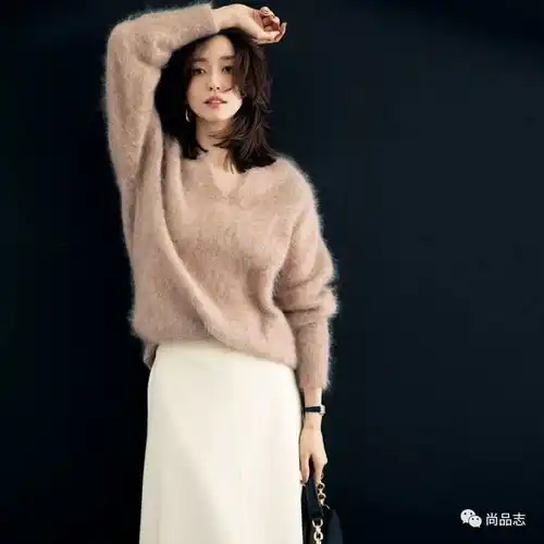 天生黄皮,怎么穿才显白