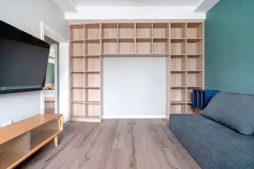 三口之家的60㎡小蜗居,面积虽小功能却非常齐全,生活平淡又温馨