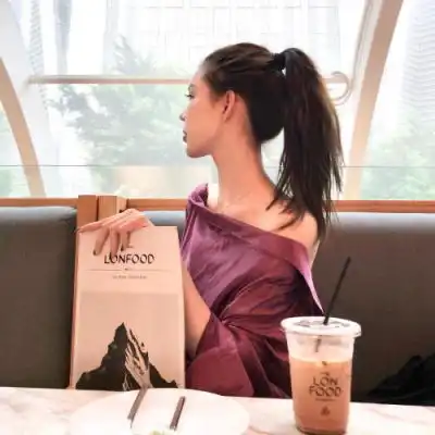 2023活泼可爱精致女生头像