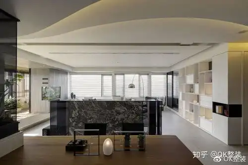 踢脚线是怎么安装的踢脚线怎么跟地面墙面搭配更好看