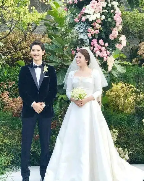 韩版杨幂刘恺威女方换头像狂删照片疑似婚变真相终于大白
