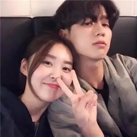 韩系情侣头像一男一女,永远不要停止对我的爱