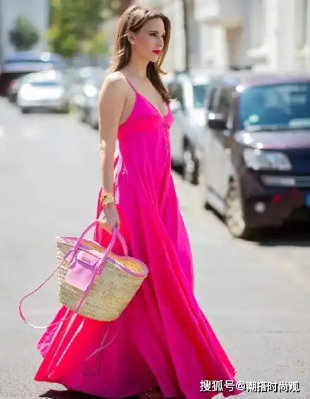 如何穿出高级感时尚博主同色系配饰穿搭小心机,超显气质