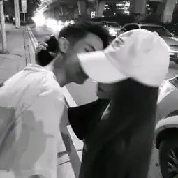 黑色系高级情侣头像图片