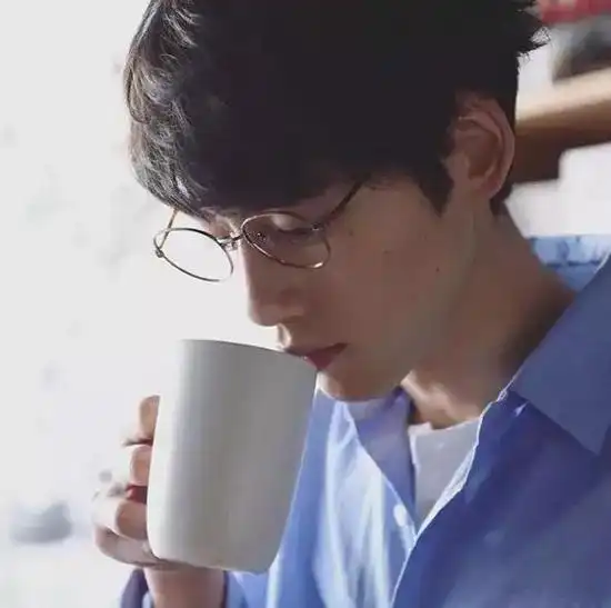 小奶狗算什么,不高不帅的盐系男青才是现在女生的最爱