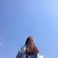 黑白海边头像女生背影微信头像图片大全