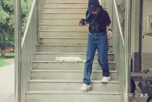 皮肤黑的女生适合穿什么颜色的衣服