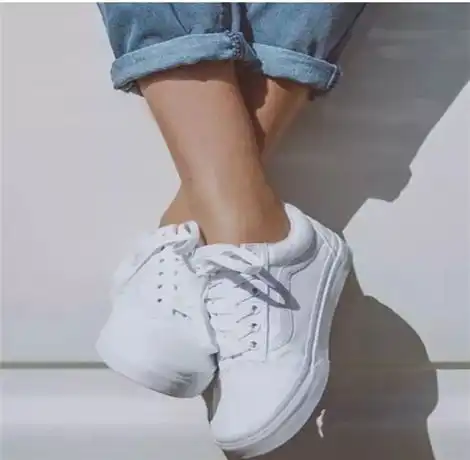 如何清洗帆布小白鞋