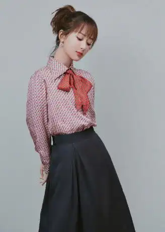 中国一线女星神剧火爆韩国,演的角色不是人,白花花的太亮眼