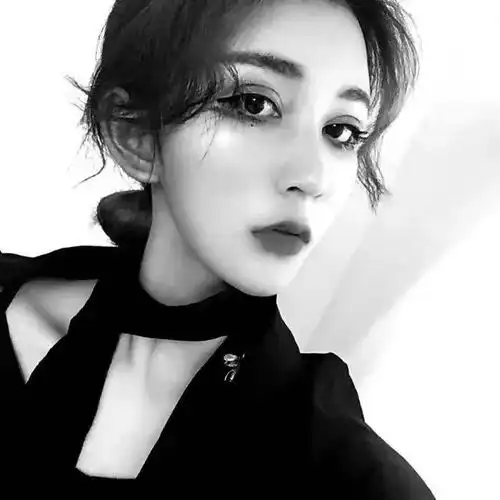 13条幽默签名句子,友情就像花瓶一样,被人一捣鼓就碎了