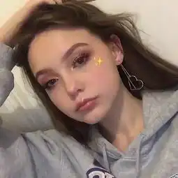 ins头像女生打游戏的时候都在想些什么