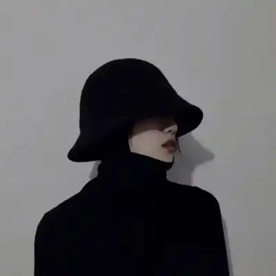 戴帽子遮脸女生头像,高清微信头像女生戴帽子遮脸的图片