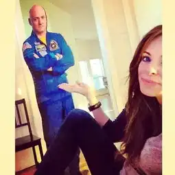 世界上最遥远的异地恋这对情侣跨星球秀恩爱