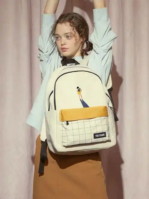 对于课多的大学女生,有没有好的书包推荐