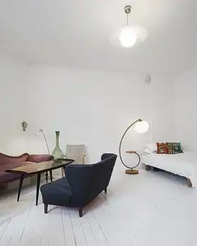 35平米白色简约窝10图小户型设计