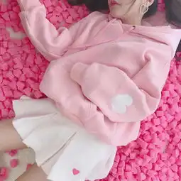 胸大的妹子不能穿这种卫衣看这里,教你正确穿