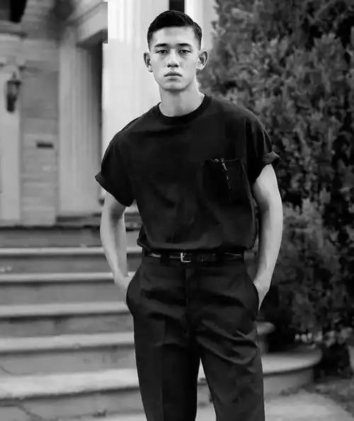 黑色一个集神秘格调品位于一体的高级颜色