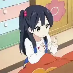 比较低调的动漫头像小女