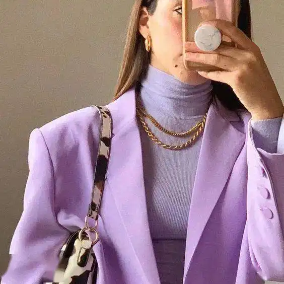 潮流范丨秋冬西装太沉闷为何周雨彤就能既少女又高级