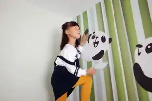 亲子闺蜜照就要这么作,一起甜蜜在凯蒂猫家园,亲子装这样穿更有味