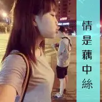 抽烟吐烟的情侣头像单人单张微信头像图片大全