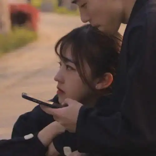 cp头像假如生活欺骗了你你就开美颜相机继续欺骗生活