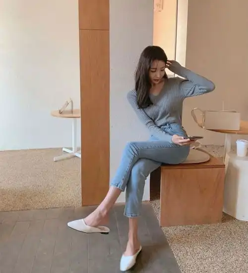 韩风style,小香风外套针织打底衫牛仔裤温柔穿搭