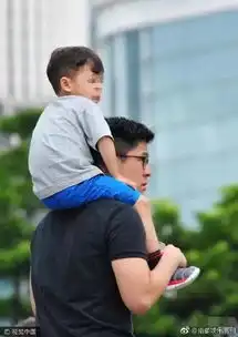 地主家的傻儿子和可爱孙子上街了郭晶晶当之无愧为好命的豪门媳妇